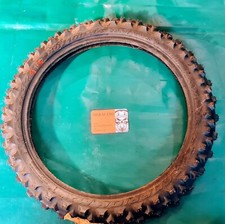  Pneu PIRELLI SCORPION 60/100/ 14pouces  voir photo (jo 1G)