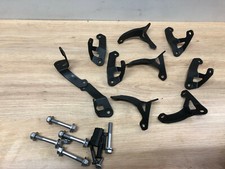 UN KIT DE FIXATION A9701259 MOTO Triumph Tiger High Screen Mounting