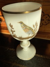 SUPERBE COUPE CHARLES X VERRE OPALIN BLANC DECOR PEINT OISEAU