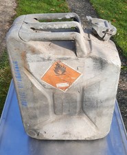 JERRICAN VINTAGE DOCKS DES ALCOOLS 