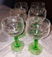 6 verres à vin blanc d'ALSACE à pied vert, neufs, jamais utilisés, taillés main 