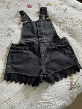 salopette short dentelles 