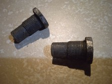 vis fixation bras oscilllant bmw R 80 RT année 1988