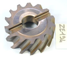 fraise HSS 2 tailles à métaux diamètre 124 mm  monture sur arbre de 40 mm (ZE194