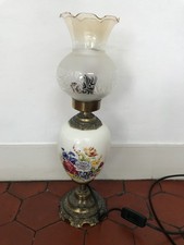 LAMPE DE CHEVET DECOR FLORAL CERAMIQUE AVEC VERRE  ET MONTURE METAL ?