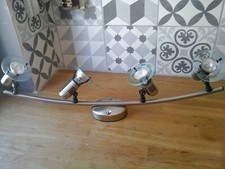 1 Joli Lustre Chromé 4spots orientables et 4 ampoules  E14 40 W