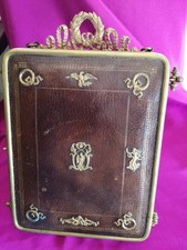 Superbe miroir tryptique ancien à poser ou à accrocher en cuir avec décor doré 