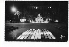 83  TOULON  LA PLACE DE LA LIBERTE LA NUIT