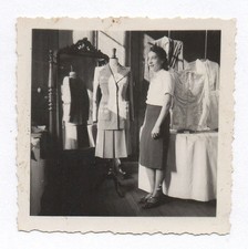 PHOTO MANNEQUIN FEMME Buste Surréalisme Surréaliste Mode 1950 Tailleur Miroir