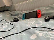Nintendo Switch 32 Go Neon Bleu et Rouge Console