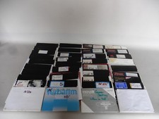 LOT DE 33 DISQUETTES DIVERS ENREGISTRÉES / INFORMATIQUE/ VINTAGE ( lot 19)