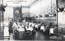 CPA 64 BAYONNE GRANDE SALLE DU PANIER FLEURI (COMMERCE MAGASIN