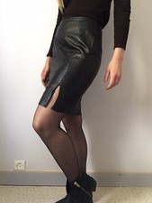 Jupe en cuir noir Au Renard Vintage taille haute fendue 
