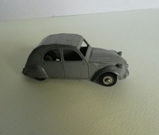  Dinky Toys JUNIOR FRANCE réf 105 Citroën 2 CV 