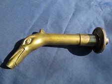 Ancien bec de fontaine goulot rosace laiton tête animal bête profondeur 24,5 cm 