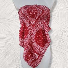 Top dos nu épaules découverte rouge motif bandana taille 34 ok 36