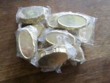 LOT 10 PETITES BOITES A PILULE en PLASTIQUE DORE', pour PERLES, BOUTONS neuves