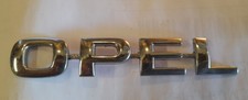 logo ,insigne ,emblème ,sigle  Opel pour hayon Opel corsa b 5 portes
