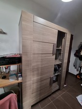 Buffet à vitrine à vendre 