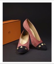 HERMÈS Magnifique escarpins en daim de couleur corail et noir taille 39.5 