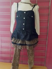 CHICAPRIE superbe ensemble ( t-shirt robe legging ) T 2 ans neuf etiquette 