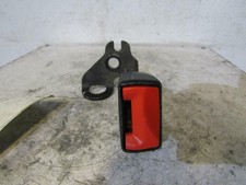 Attache ceinture arriere gauche FORD FOCUS 2 PHASE 1 BREAK Essence/R:24379048