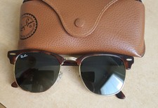 Lunettes de Soleil Ray-Ban CLUBMASTER RB 3016 Vert Havana  51 21