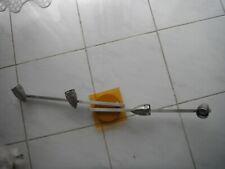 ECLAIRAGE PLAFOND SALON 2 BARRES  ALU 4 LAMPES SPOTS  ORIENTABLES 