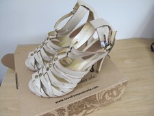 Taille 5 BEIGE Chaussures en Cuir Love from AUSTRALIA Bride Cheville Talon Haut EU