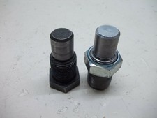 fixation support bras oscillant de Yamaha 900 diversion type 4KM Année 2000