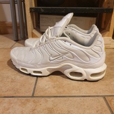 Basckets Nike Air max TN 43