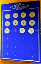 RARE- 11 Boutons  Anciens NACRE Brillante et  Mate TBE.