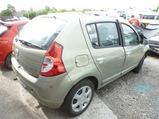 Compteur DACIA SANDERO 1 0000 10/11/2008/R:8115653