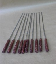 Lot de 10 piques pics à brochettes 42 cm pour grillades barbecue BBQ manche bois