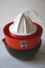 Presse agrume années 70, SEB, orange, vintage