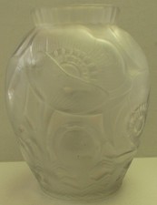 rare ancien vase aux fleurs de pavots P. D'AVESN Verre moulé pressé XX e 1930