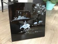 Joli panneau vintage en bois laqué noir, décor asiatique nacré