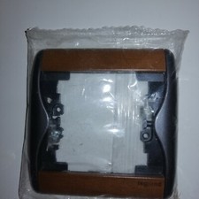 LEGRAND CADRE SIMPLE HORIZONTAL  SAGANE XELIO MERISIER , ref 85300