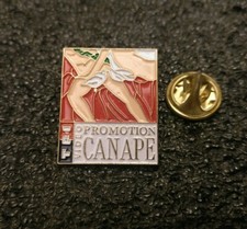 Pin's Promotion Canapé 1992 TF1 Vintage Série Film AB Paris  - Pin Pins Lot 50