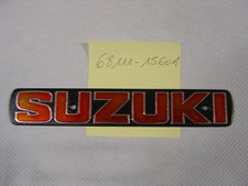 Emblème réservoir pour SUZUKI T500 72-75, ref 68111-15601