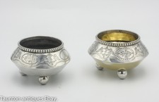 Rare paire de solide argent sterling SEL DE TABLE Bols plat 1872 H J lias & fils