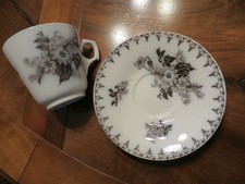 TASSE A CAFE ANCIENNE FLORE SARREGUEMINES  -1-