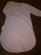 Kiddopotamus Superbe nid d’ange turbulette polaire rose à manches longues - TBE