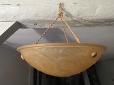 Ancienne vasque lustre en verre moulé ART DECO couleur rose décor floral