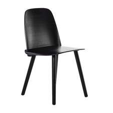 MUUTO Nerd David Geckeler Chaise Verni Noir Bois Frêne