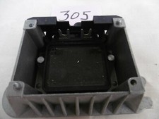 Un MODULE d'ALLUMAGE pour RENAULT SUPER 5 . R19 . R21 . R25 . EXPRESS .TRAFIC