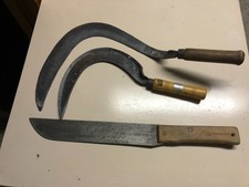 Lot d'outils anciens serpettes et coup coup