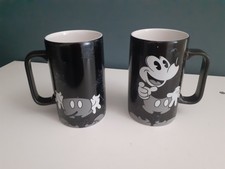 Lot De Deux Mugs Mickey Disneyland