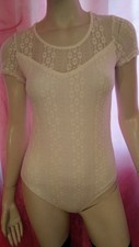 magnifique body en dentelle,comme neuf taille s