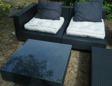 salon de jardin en résine gris anthracite